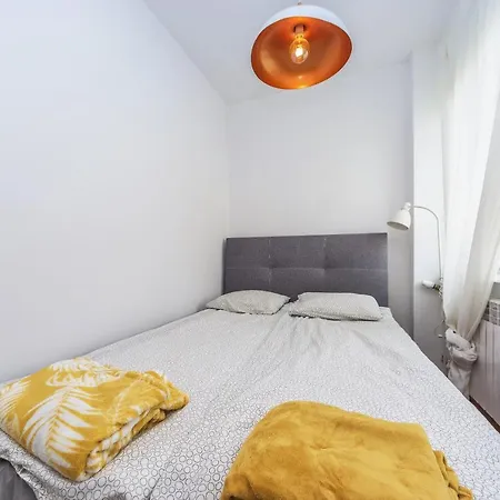 Hello Dworska Light غدانسك